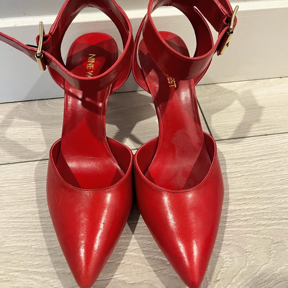 NEW Nine West Red Leather Size 7.5 Closed Toe Ankle Heels